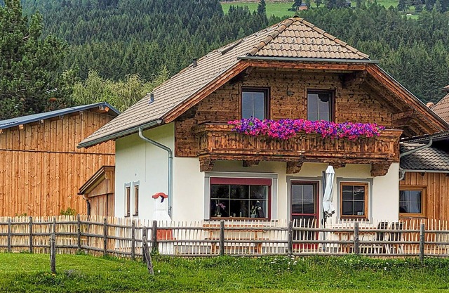 Beautiful home in Mariapfarr with WiFi