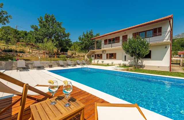 Beautiful home in Muskovci with WiFi