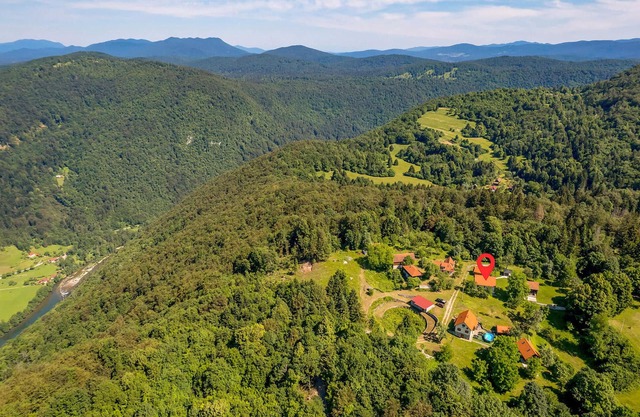 Beautiful home in Naglici
