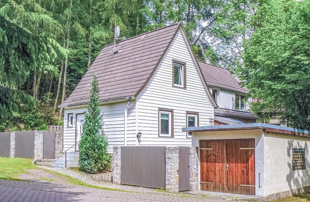 Beautiful home in Osterode with kitchen