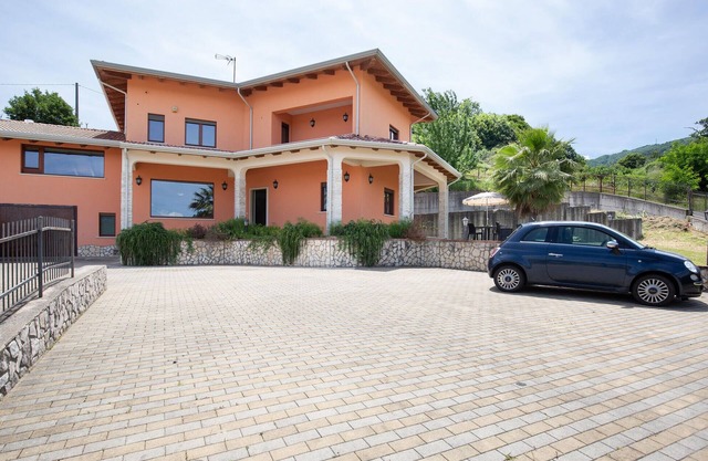 Beautiful home in Rende -CS- with WiFi