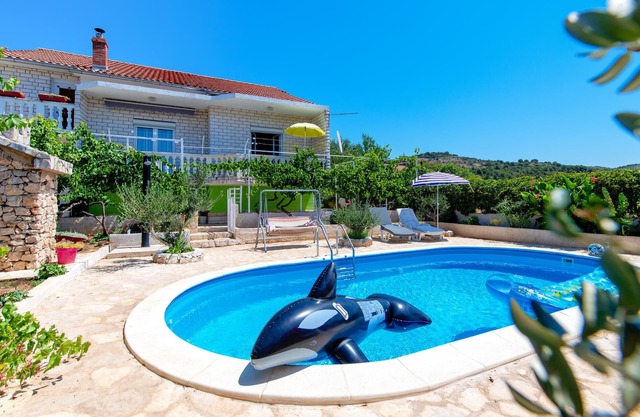 Beautiful home in Sibenik