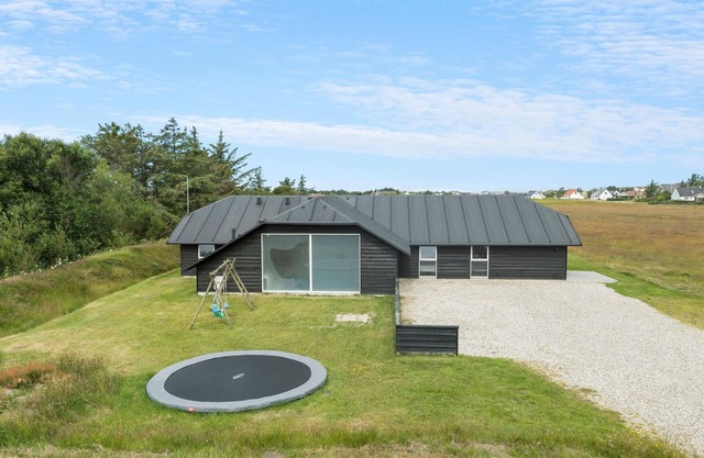 Beautiful home in Snedsted with sauna