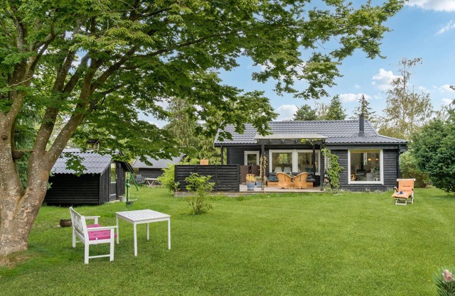Beautiful home in Vig with WiFi
