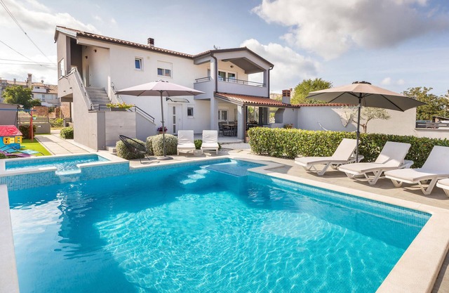 Beautiful home in Vodnjan