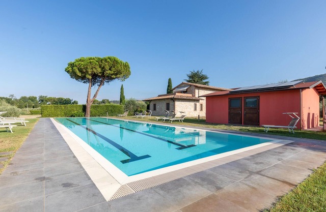 Beautiful home in Passignano sul T