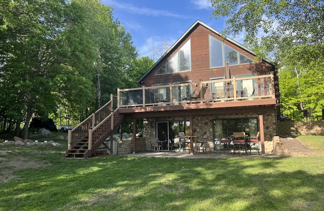 Beautiful home on large secluded lot. Perfect for your family vacations!