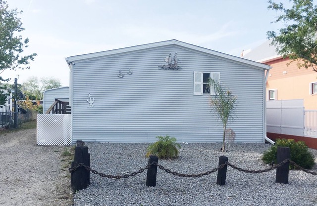 Beautiful Home with boat dock near Mosquito Lagoon