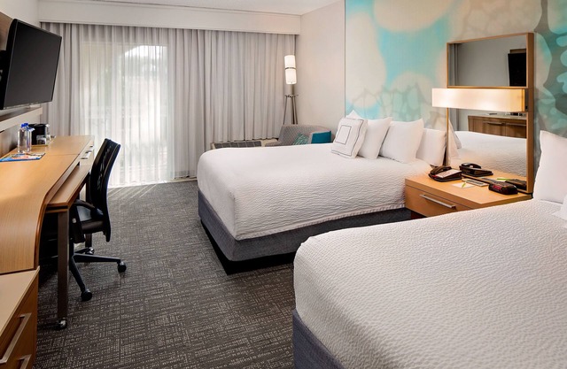Beautiful hotel in Ft Lauderdale