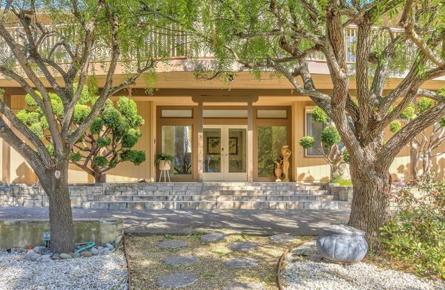Beautiful House in Carmel Valley