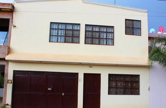 Beautiful house 4 bedrooms in great location