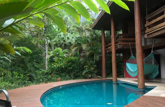 Beautiful house - 50 meters from the beach - excellent gated community