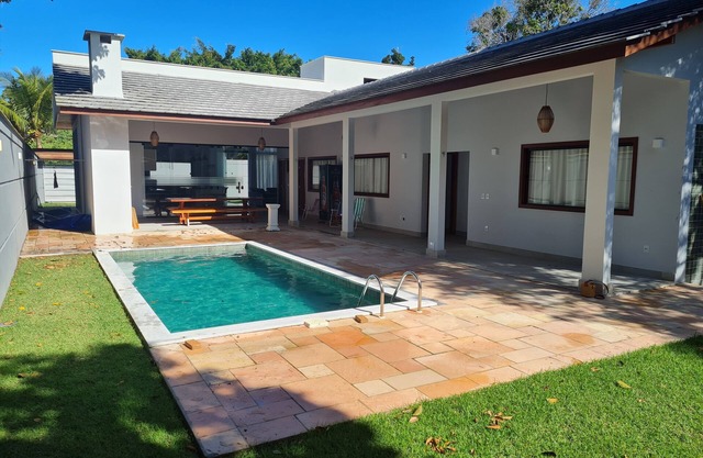 Beautiful house with lovely leisure area 200 m from Parracho beach