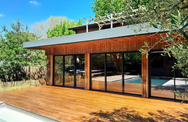 Beautiful house in Lacanau near the lake for 10 people