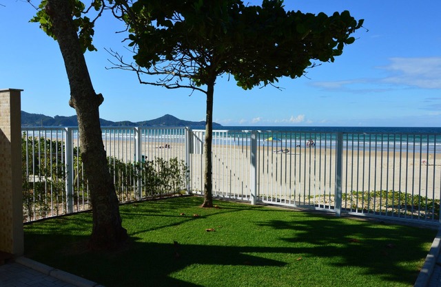 Beautiful house on the sand in Bombinhas - SC