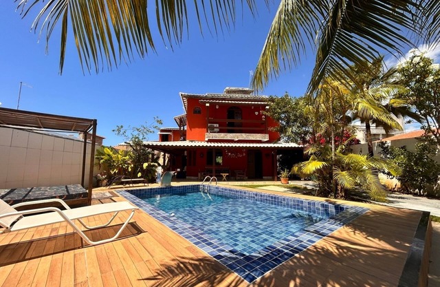 Beautiful house with 4 suites, swimming pool, complete gourmet space, 24-hour gated community