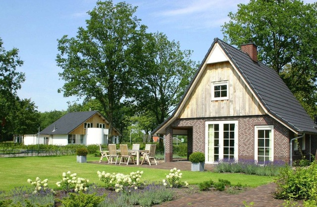 Beautiful house with whirlpool, in natural surroundings