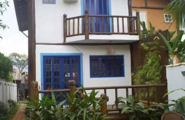 BEAUTIFUL HOUSE WITH AIR CONDITIONING, POOL AND BARBECUE IN PEREQUE - ILHABELA