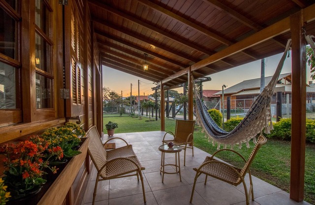 BEAUTIFUL HOUSE WITH GOOD TASTE, COMFORT AND SECURITY - up to 6 people