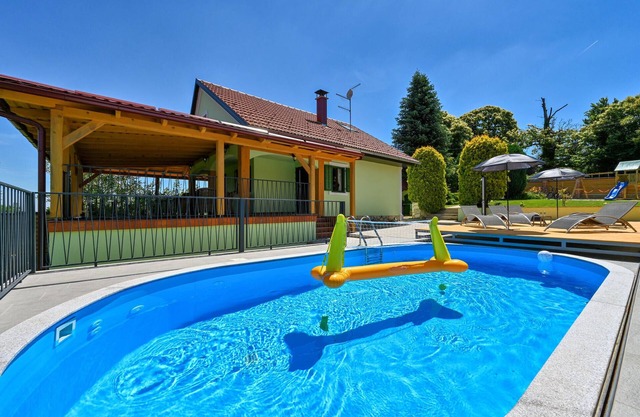Beautiful home in Imbriovec Jalzabetski