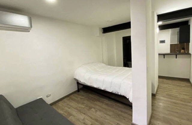 Beautiful independent studio apartment