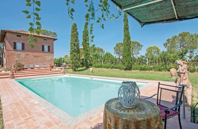 Beautiful home in Castiglione del Lago