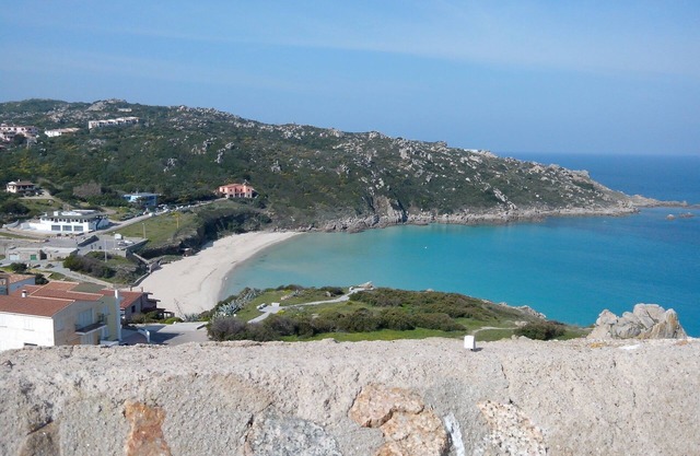 Beautiful apartment overlooking the small port + ship journey discounted prices