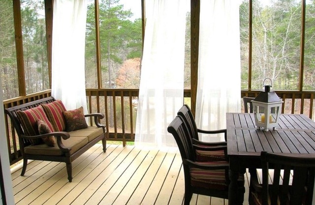 Beautiful Lake House With Pontoon Boat Available! Jet Ski Rental Also Available