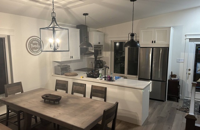 Beautiful lakefront chalet fully renovated, centrally located on quiet street