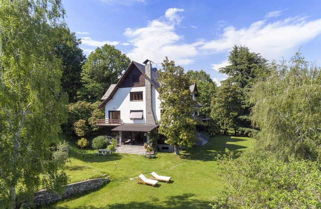 Beautiful large villa amidst lush green nature! - Villa Tudor