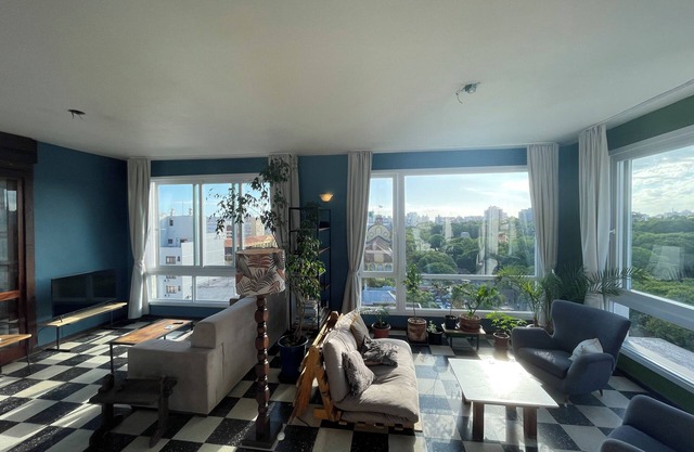 Beautiful loft in Porto Alegre, overlooking the park and the city!