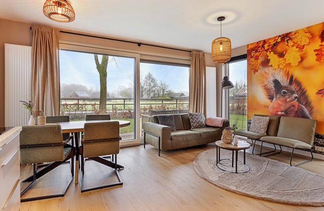 Beautiful, luxurious lodge within walking distance of the Veluwe forests. Pet friendly!