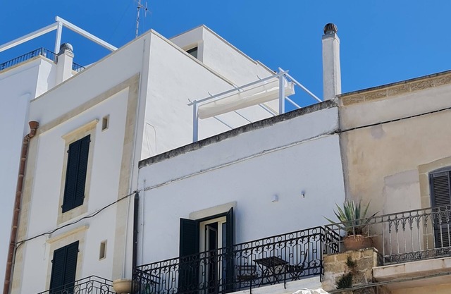 Beautiful Mansion in the historic center with panoramic terrace, sea at 50m