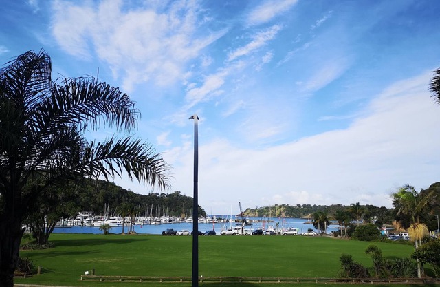 Beautiful marina views, spacious and comfortable.