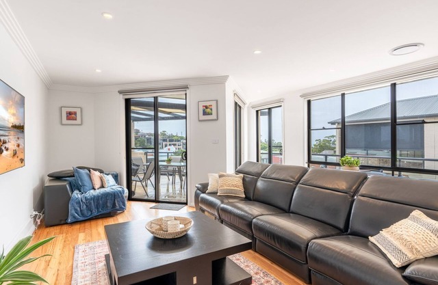 Beautiful, modern apartment in a great location