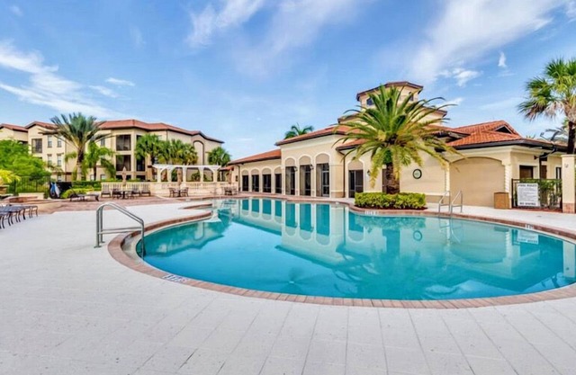 Beautiful Naples Retreat!