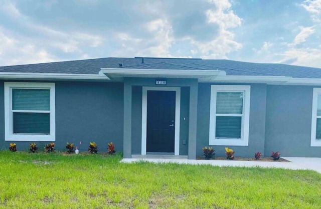 Beautiful newly built home in Punta Gorda, FL