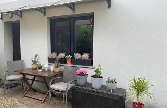 Beautiful, newly renovated apartment with terrace, 2 min. to the highway