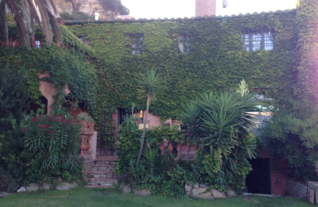 Beautiful Old Country House In Picturesque Catalan Village (HUTG-028665
