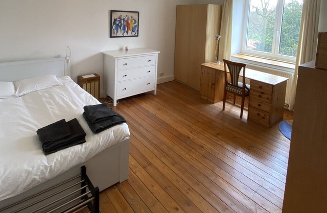 Beautiful private room in Woluwe House