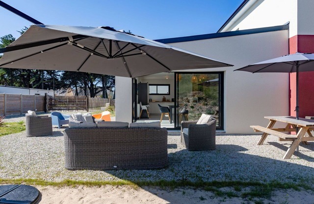 Beautiful private villa for 4 guests with WIFI and terrace