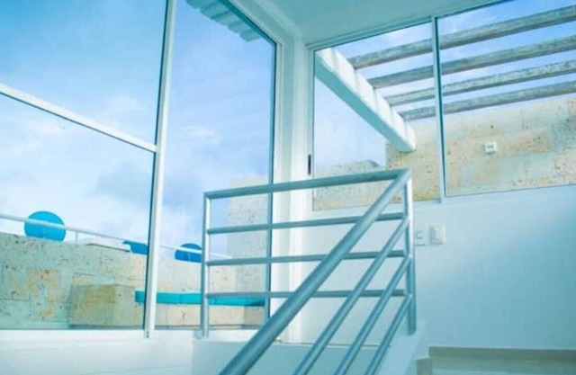 beautiful penthouse in a great location in the city