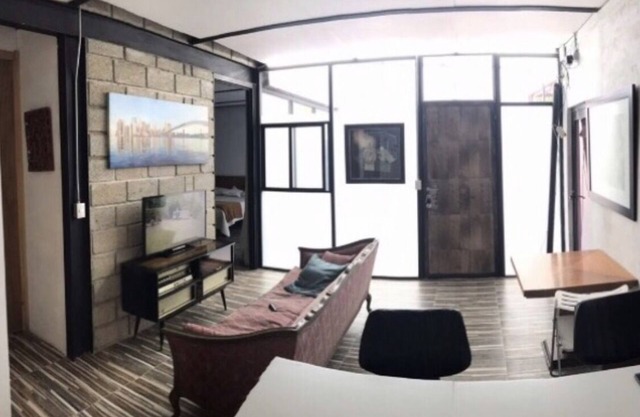 Beautiful penthouse loft with a private terrace close to downtown