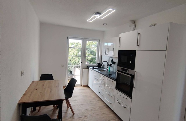 Beautiful period apartment close to the S-Bahn