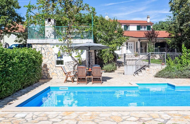 Beautiful private villa with A/C, WIFI, private pool, hot tub, TV, terrace, panoramic view, parking
