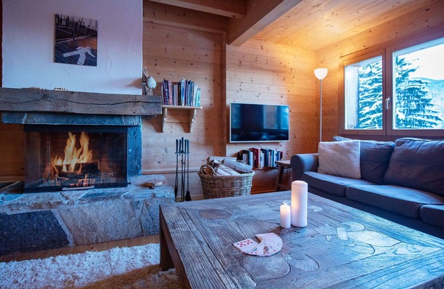 Beautiful private villa for 8 people with terrace and parking