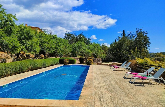 Beautiful private villa with A/C, WIFI, private pool, TV, patio, panoramic view and parking