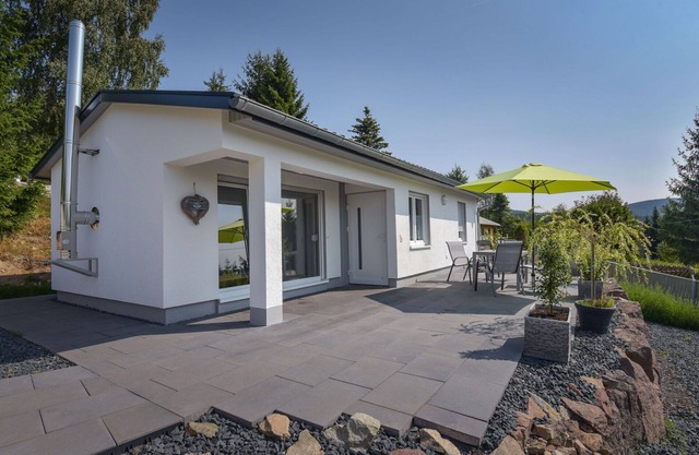 Beautiful private villa for 4 guests with WIFI, TV, terrace, pets allowed and parking