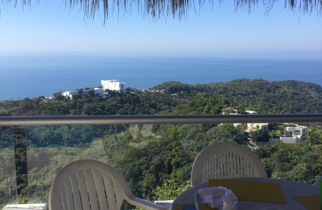 Beautiful Property with Nice Ocean Views