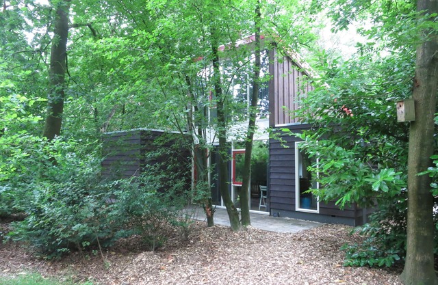 Beautiful recreation bungalow in the woods.
